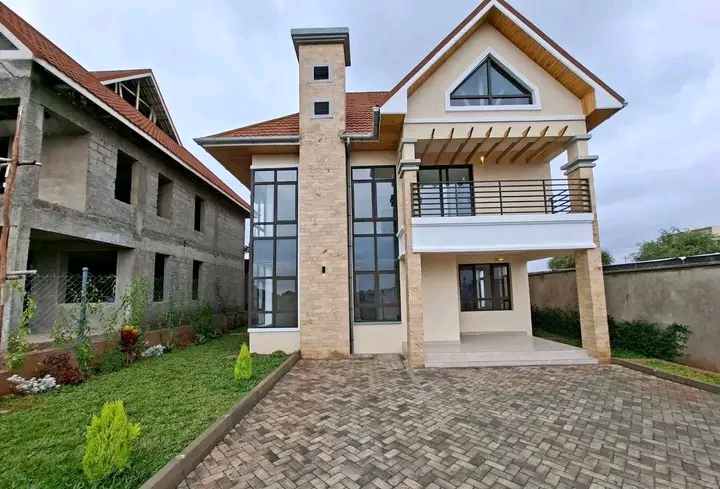 4 Bedroom All Ensuite + DSQ House For Sale